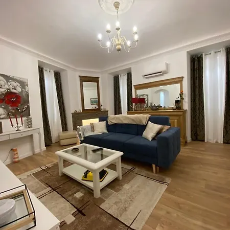 Centre Ajaccio Très Bel De Charme Tout équipé Ajaccio (Corsica)